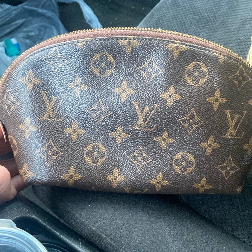 Zip makeup pouch